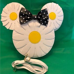 Minnie Mouse Daisy Loungefly crossbody